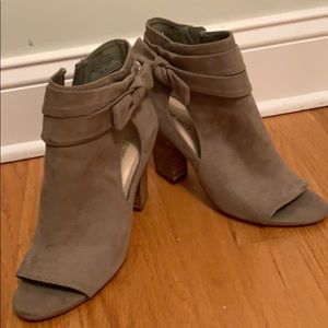 Nine West open-toes booties